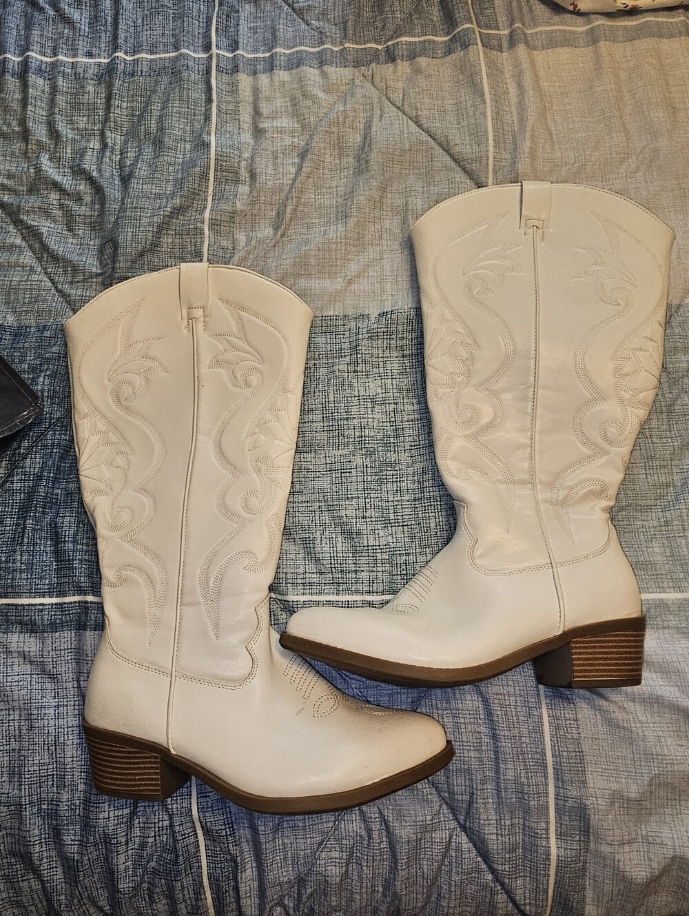 White Western-Style Mid-Calf Women's Boots - TORRID